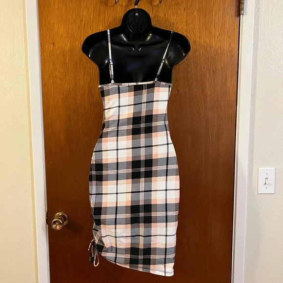 J for Justify Pink, White and Black Plaid Pattern Dress with Sinch Side - Picture 9 of 14